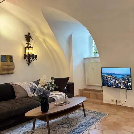 Ritterresidenz Im Wasserschloss Bei Regensburg Διαμέρισμα