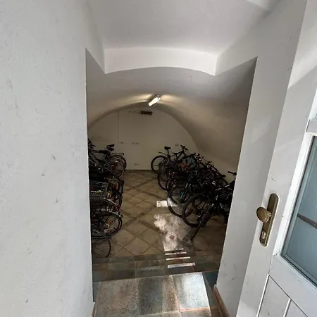 Ritterresidenz Im Wasserschloss Bei Regensburg Διαμέρισμα